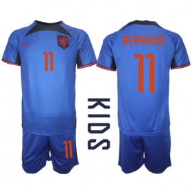Baby Fußballbekleidung Niederlande Steven Berghuis #11 Auswärtstrikot WM 2022 Kurzarm (+ kurze hosen)